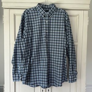 Cremieux XL Classic Fit Navy and Royal Blue plaid Oxford Long Sleeve Shirt